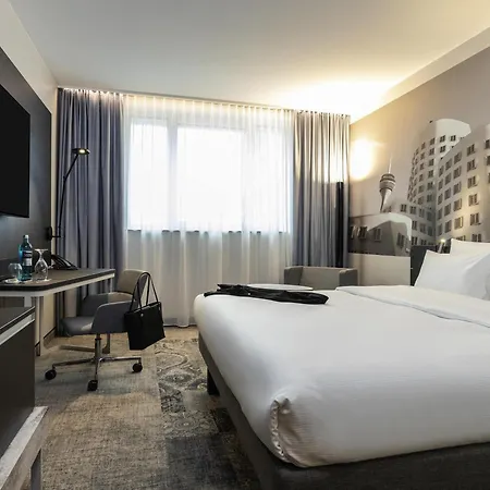 Novotel Airport Hotel