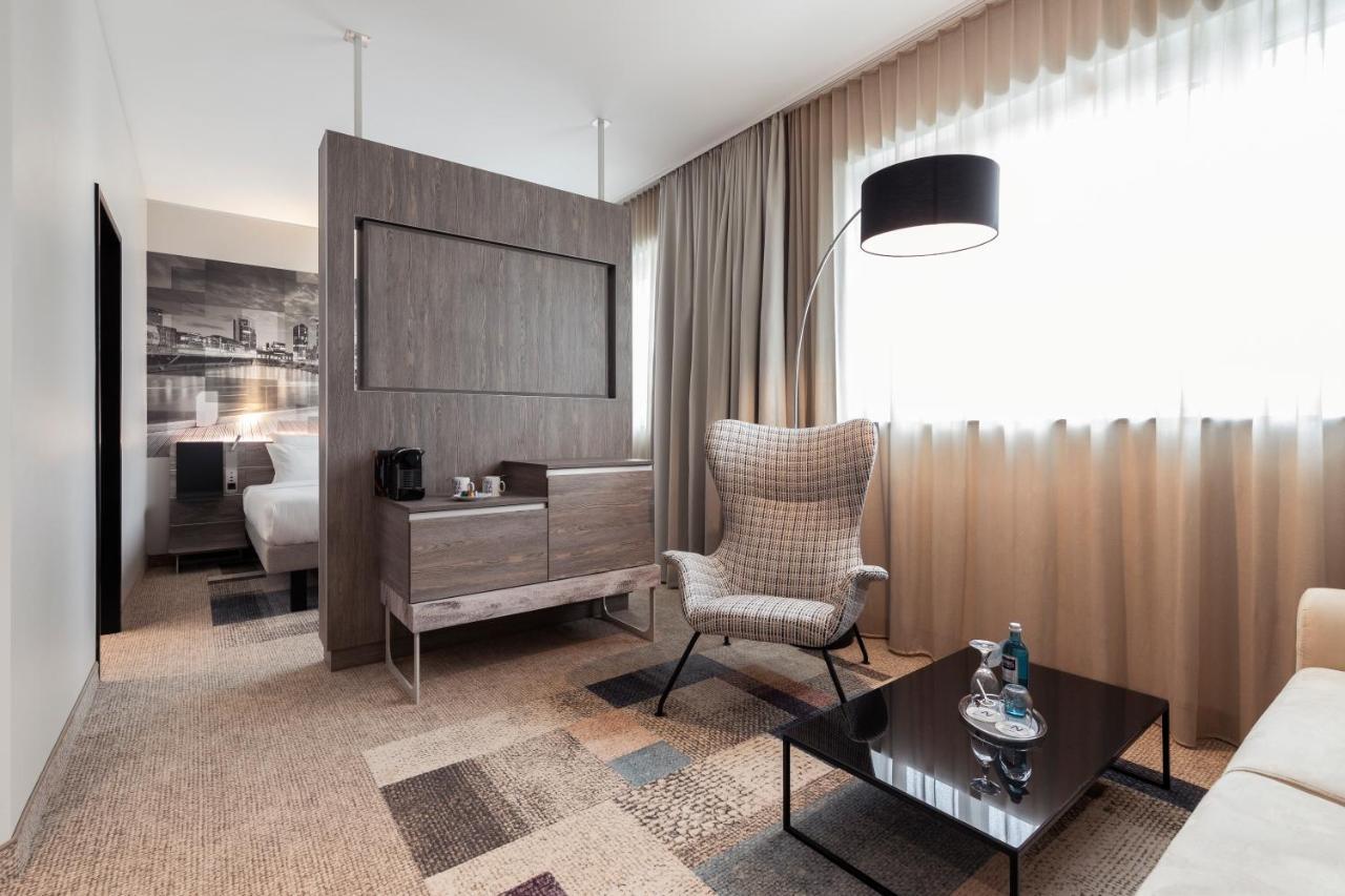 Hotel Novotel Airport