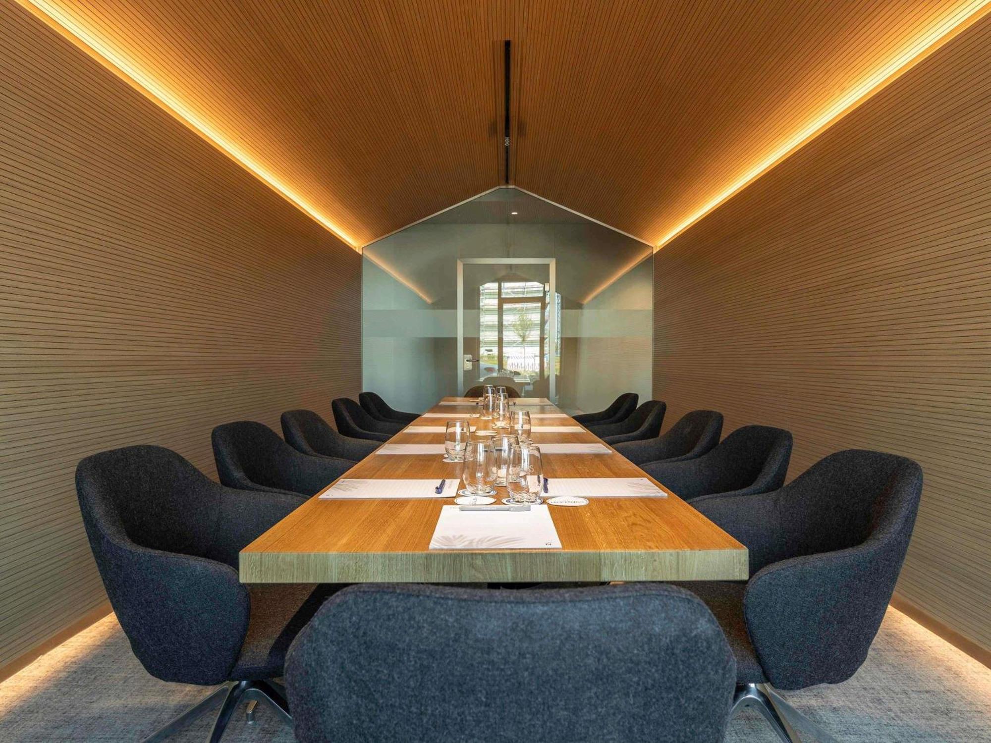 Novotel Airport Hotel Dusseldorf