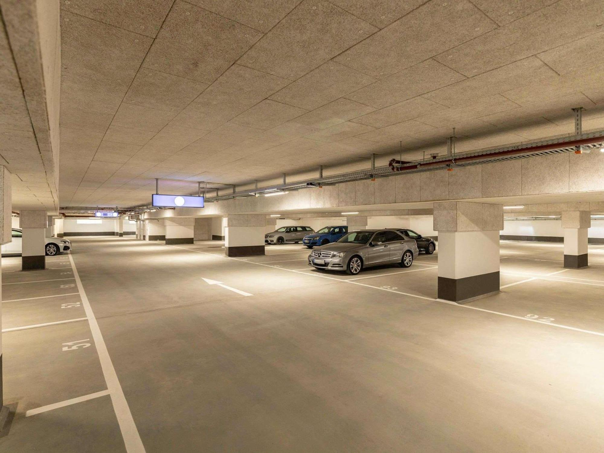 Novotel Airport Hotel