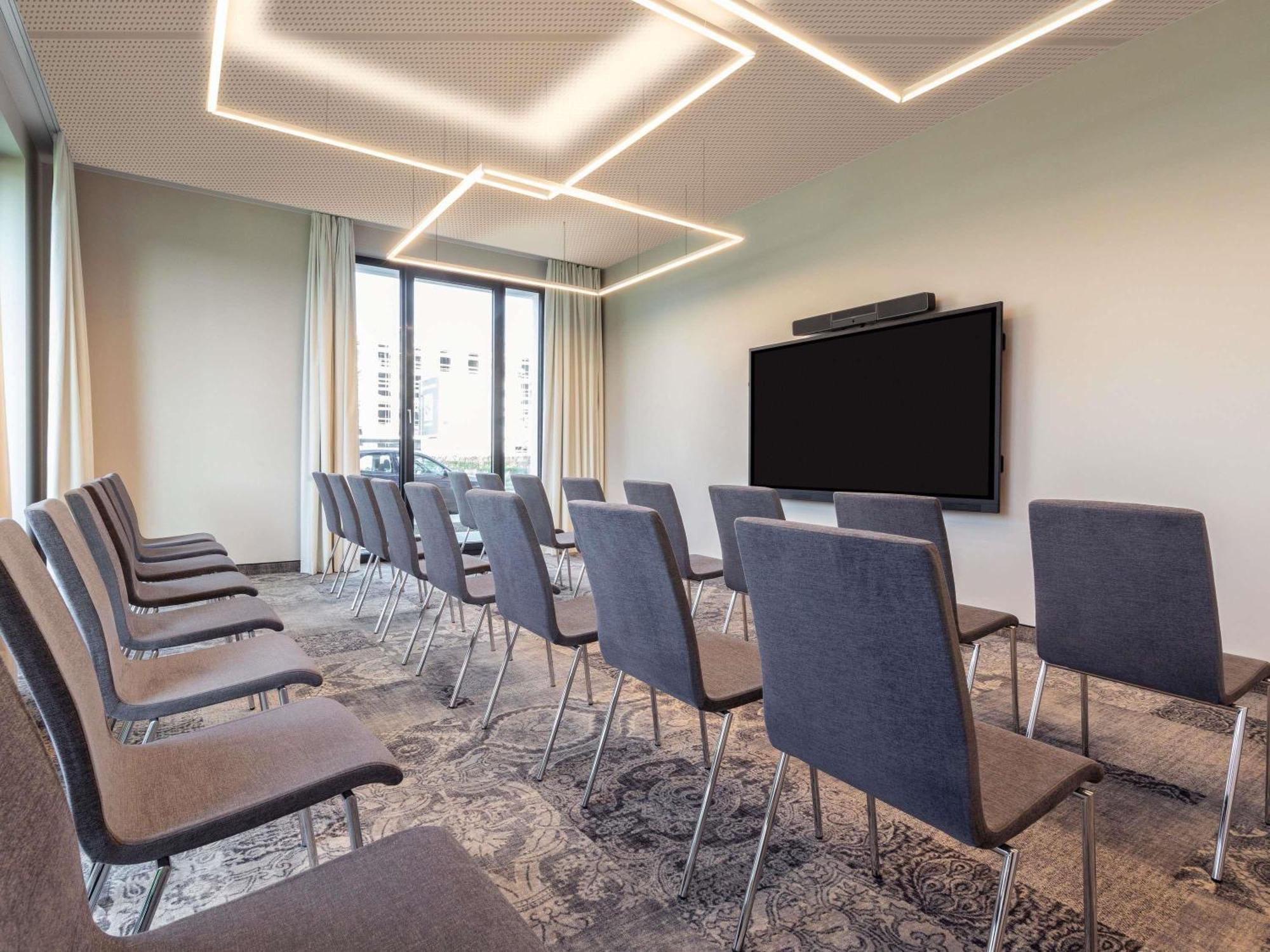 Novotel Airport 4* Dusseldorf