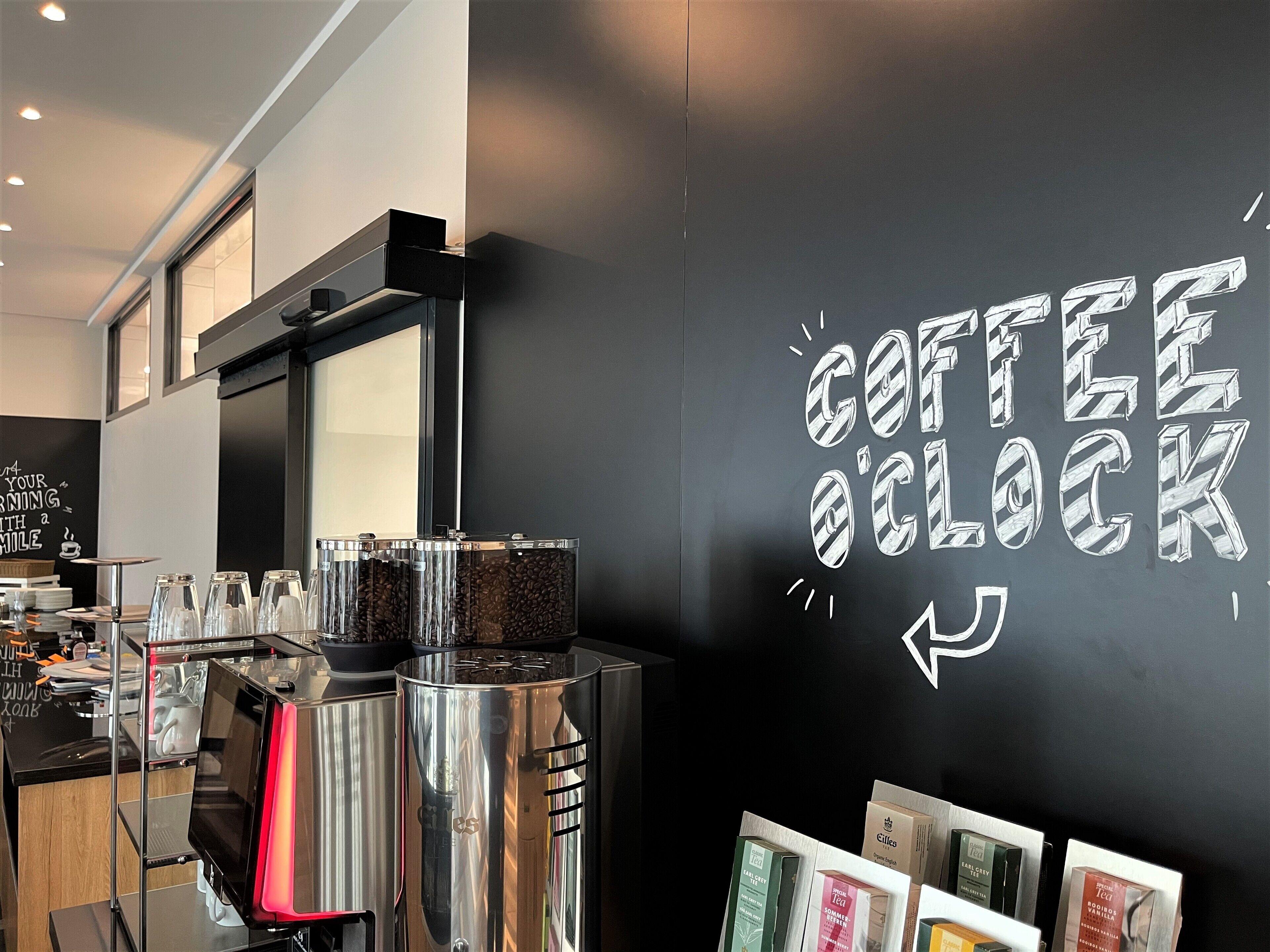 Novotel Airport Hotel 4*